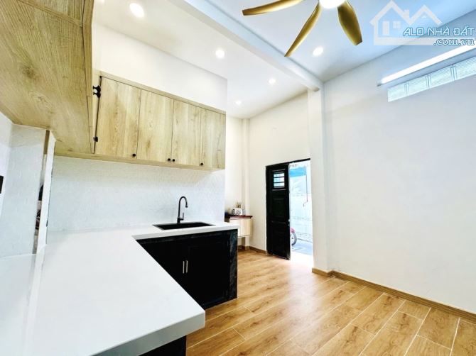 CĂN GÓC 2 MẶT TIỀN CHÍNH VÀ PHỤ HẼM MẶT TIỀN KINH DOANH ĐA NGÀNH NGHỀ KHU MUA BÁN KINH DOA - 2
