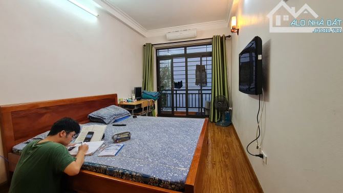 Bán nhà mặt ngõ 61 Bằng Liệt, 30m2, ô tô vào nhà, 7.5 tỷ - 2