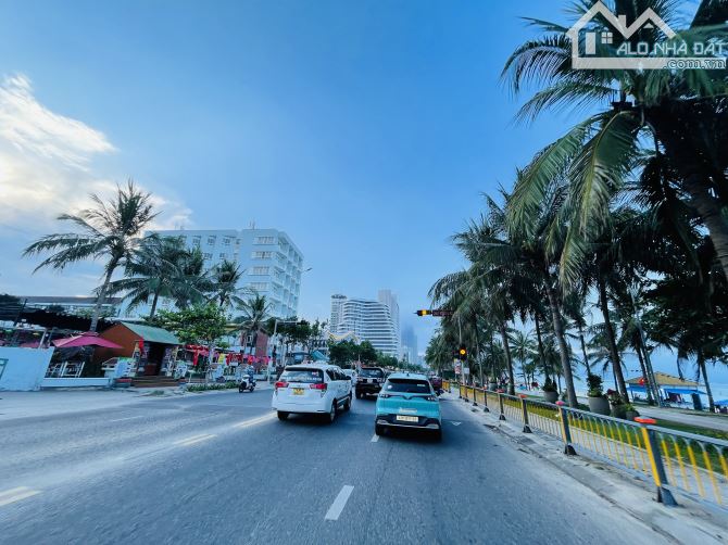 Cần bán 144m2 đất MT đường Võ Nguyên Giáp. Cách bãi tắm chỉ 200m - 2