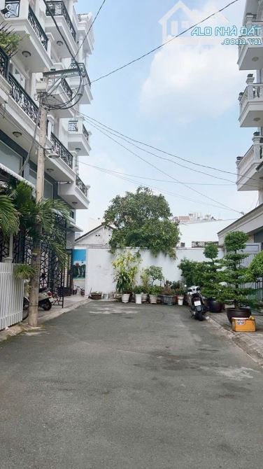 KHU PHÂN LÔ HOÀNG BẬT ĐẠT, ĐƯỜNG 8M, DT 65 M2 X 5 TẦNG, CHỈ 7 TỶ 400 - 2