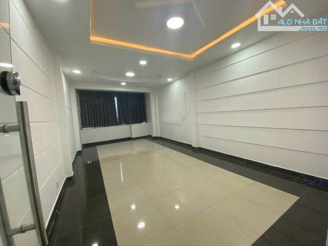 Cho thuê nhà nguyên căn mặt tiền Tô Hiến Thành, P15, Q10 ( gần bigC) - 2