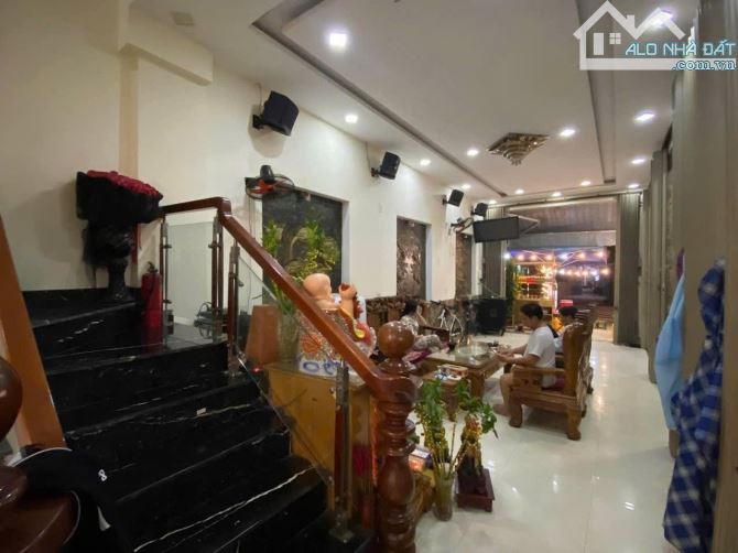 NHÀ 3 TẦNG LÔ GÓC VỊ TRÍ VIP MẶT TIỀN NGUYỄN ĐÌNH TỨ DT 82M2 NGANG 5.3M CHỈ 6.6 TỶ - 2