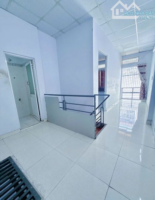 NHÀ SÁT MẶT TIỀN - TRƯỜNG HỌC - AEON MALL TÂN PHÚ - CHỢ TÂN HƯƠNG - DT 4*9 - CHỈ HƠN3ty - 2