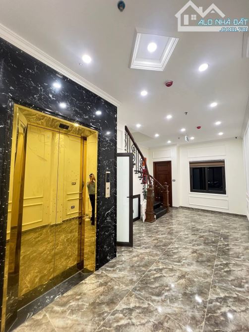 ĐỘI CẤN 8 TẦNG THANG MÁY-  51M MẶT TIỀN LÝ TƯỞNG 4 M GIÁ BÁN NHỈNH 18 TỶ NHÀ MỚI CỨNG TRUN - 2
