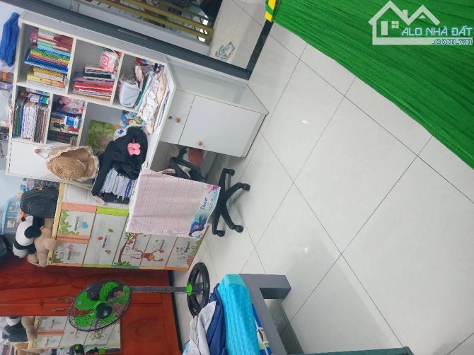 Giảm sốc 1.2 tỷ - nhà đẹp gần Aeon Tân Phú - 97m2 ngang hơn 8m - xe tải vào - chỉ hơn 8 tỷ - 2