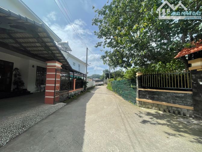 Cần bán villa hẻm ô tô lớn tại đường Nam Hồ, phường 11, Đà Lạt. - 2