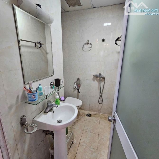 LÔ GÓC 90M CT1C KHU ĐÔ THỊ THÀNH PHỐ GIAO LƯU – 3 NGỦ – TẶNG FULL NỘI THẤT- 5.1 TỶ - 2