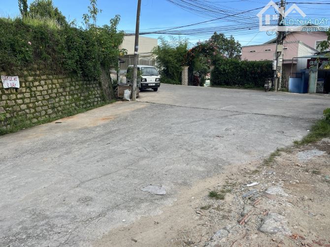 Đất trung tâm P6 góc hai mặt tiền giảm còn hơn 7 tỷ đường ô tô né nhau - 2