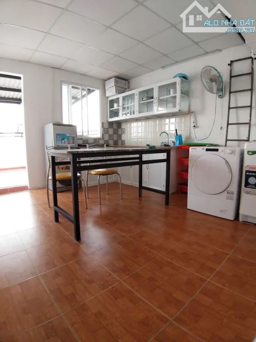 GIÁ MỀM NHƯ NHÀ HẺM – MẶT TIỀN LÊ THỊ BẠCH CÁT – 4 TẦNG – 7 PHÒNG CHDV CHỈ 8.5 TỶ! - 2