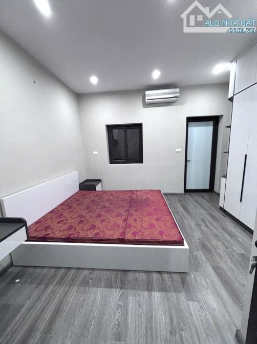 Nhà phố Đội Cấn – Ngõ nông – Nhà đẹp, thoáng mát – 35m2 – 4 tầng – 7.85 tỷ - 2