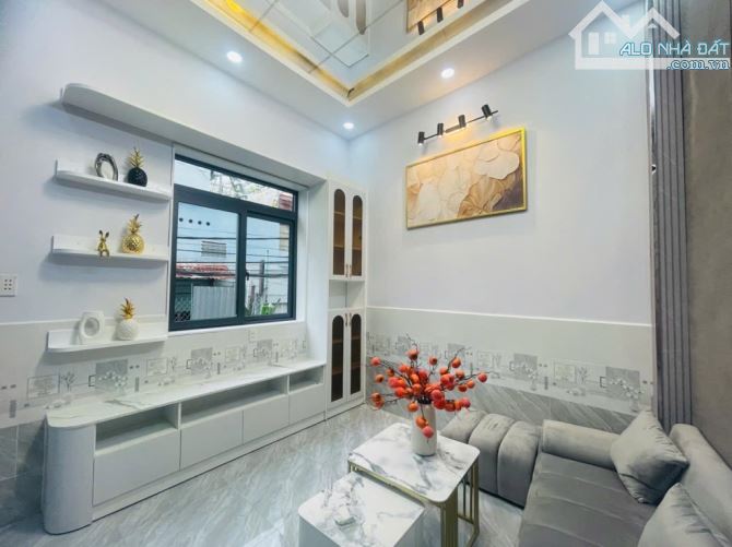Kế bên KDC Nam Long, 4 Tầng, 4PN, Full nội thất, Sổ mới hoàn công chuẩn, Quận 7 - 2
