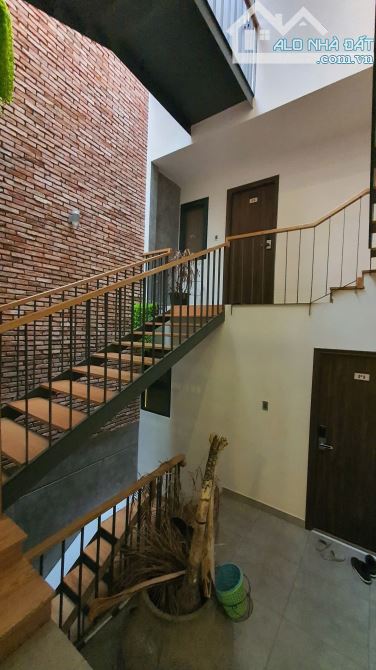 BÁN NHÀ CỰC ĐẸP 3 TẦNG DT 300 m2 VÕ THỊ SÁU, P. TÂN ĐỊNH, TP.HCM GIÁ CHỈ NHỈNH 30 TỶ - 2