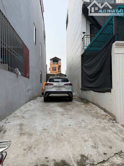 Bán 56m2 đất Đông Mỹ - Thanh Trì, ô tô vào đất thoải mái, ngõ nông, Nhỉnh 5 tỉ - 2