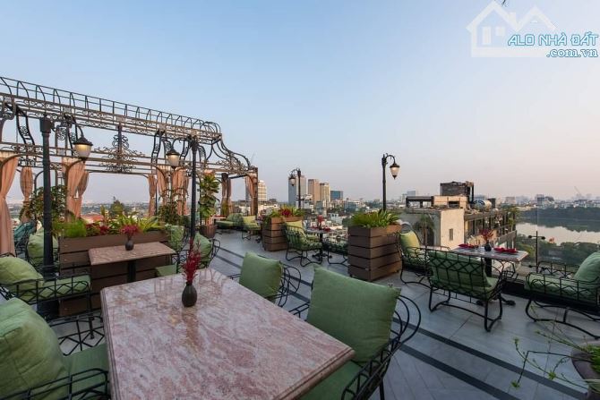 Bán Khách Sạn Mặt Phố Phố Mã Mây, Hoàn Kiếm 350m2 x 10 Tầng - 70 Phòng- MT 12m- Giá 298 Tỷ