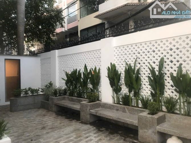 Biệt Thự Góc 3MT NGUYỄN CỬU VÂN,P.17,Bình Thạnh, Giáp Q1, 11x25m, HĐT 130 triệu, Chỉ 52 Tỷ - 3