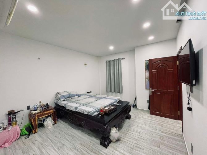 💥75M² – LÔ GÓC 2 MẶT THOÁNG – NHÀ 4 TẦNG BTCT – HUỲNH VĂN BÁNH – SÁT QUẬN 1 – NHỈNH 9 Tỷ - 3