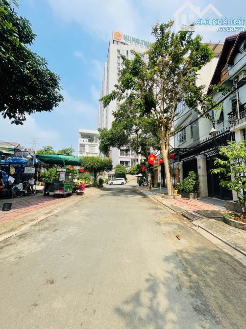 Đầu tư - DT 224m2 - Giá 10.x tỷ - 2 Tầng và 4 phòng trọ - Hẻm xe hơi - Quang Trung - 3