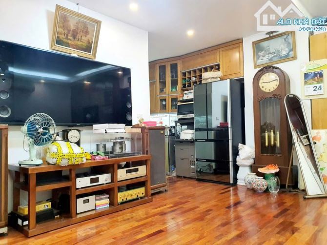 CĂN HỘ CAO CẤP CTM 139 CẦU GIẤY – 118M² – 3PN – FULL NỘI THẤT – GIÁ CHỈ 8 TỶ - 3