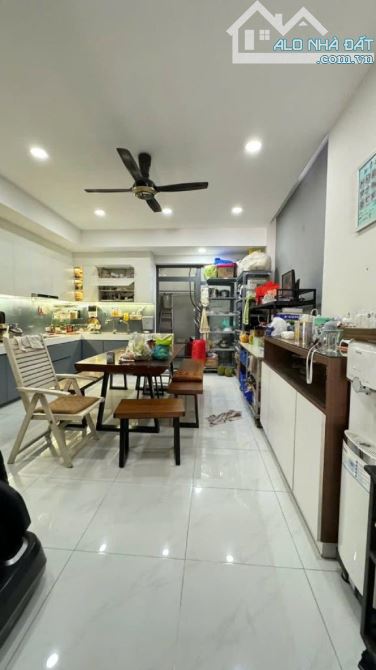 Nhà mặt tiền 80m2 - 4 tầng ngay chợ Tân Mỹ, quận 7 - Giá 15 tỷ - 3