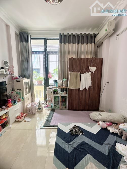 Bán nhà tân mai 35m2 4 tầng – View thoáng kinh doanh - Ô tô dừng đỗ - giá 9.5 tỷ - 3