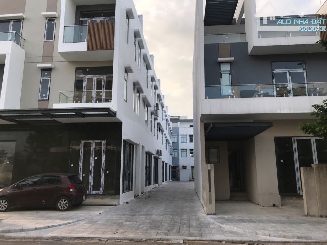 Bán nhà 3 tầng mới xây. Giá 5.8x tỷ TL. đường Hoàng Quốc Việt. thành phố Huế - 3