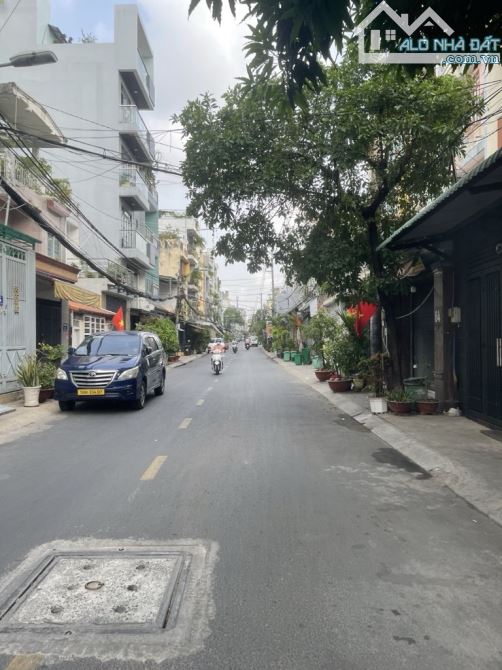Mặt tiền đường số 17 P.11 GV, 90m2 ngang 4,5m , sổ vuông , nhỉnh 10 tỷ - 3