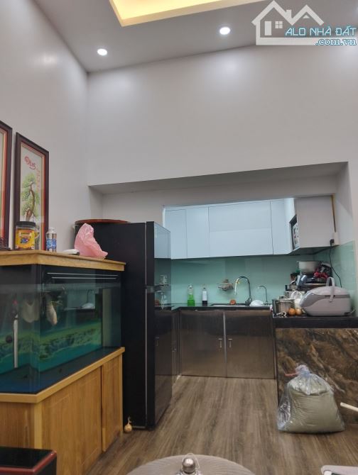 Bùi Xương Trạch – Nhà đẹp có sân cổng riêng – gần ô tô – giá chỉ 9 tỷ – pháp lý chuẩn - 3