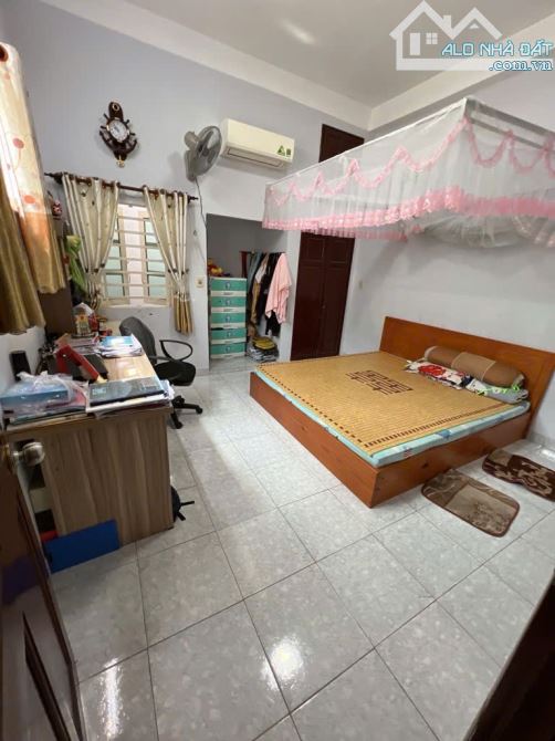 NHÀ ĐẸP, 2 MẶT HẺM, SỔ VUÔNG ĐẸP - KHU BÀU CÁT - 76m2, 4 TẦNG - KHOÁN 30tr/tháng, 10 TỶ - 3
