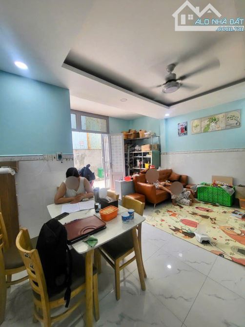 Bán nhà 2 Tầng đường Lê Văn Chí,Linh Trung Thủ Đức,Hẻm 4M,gần Bệnh Viện Đa Khoa-ĐH SPKT - 3