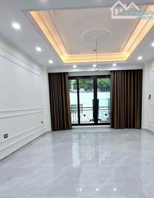 NHÀ ĐẸP SIÊU PHẨM ĐƯỜNG BƯỞI - THANG MÁY - PHÂN LÔ - VỈA HÈ Ô TÔ TRÁNH, ĐỖ NGÀY ĐÊM - LÀM - 3