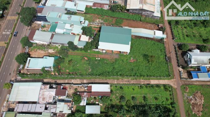 Cần bán lô đất siêu đẹp 3 mặt tiền đường Trường Chinh, có sẵn kho, Pleiku, Gia Lai - 3