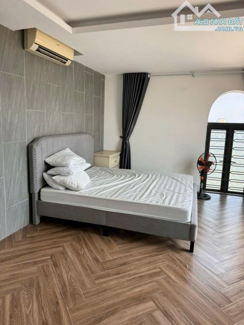 Bán tòa 7 tầng thiết kế phong cách Khách Sạn, Căn Hộ tuyến 2 Ngô Gia Tự _ Đằng Lâm - 3