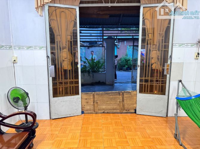 CHỦ GỞI BÁN NHÀ HOÀN CÔNG P. BÌNH CHIỂU 2 LẦU, 5X15=65,6M2, HẺM 2 XE HƠI, ĐƯỜNG LÊ THỊ HOA - 3