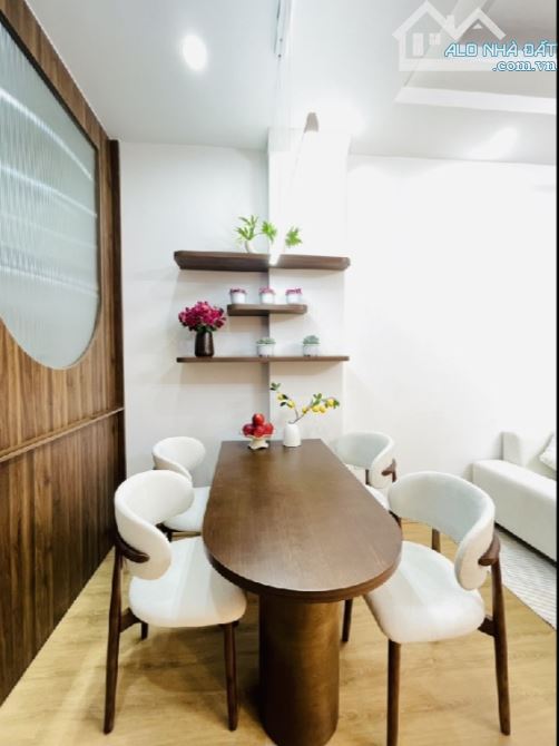 🔥 CƠ HỘI SỞ HỮU CĂN NHÀ 4 TẦNG, MT 5M ĐẸP LONG LANH 39M2 PHỐ HÀO NAM TRUNG TÂM ĐĐ, 3 PHÚT - 3