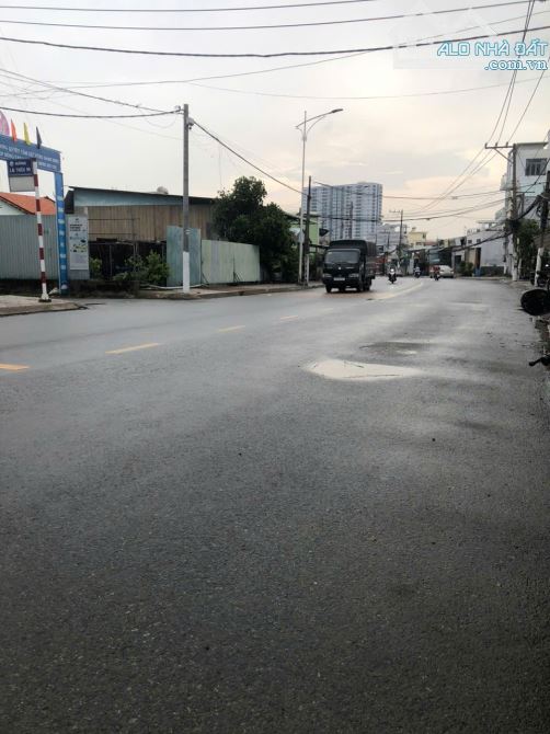 LÁI THIÊU NHÀ 2 TẦNG DT 152 M2 GIÁ 4,8 TỶ TL - 3