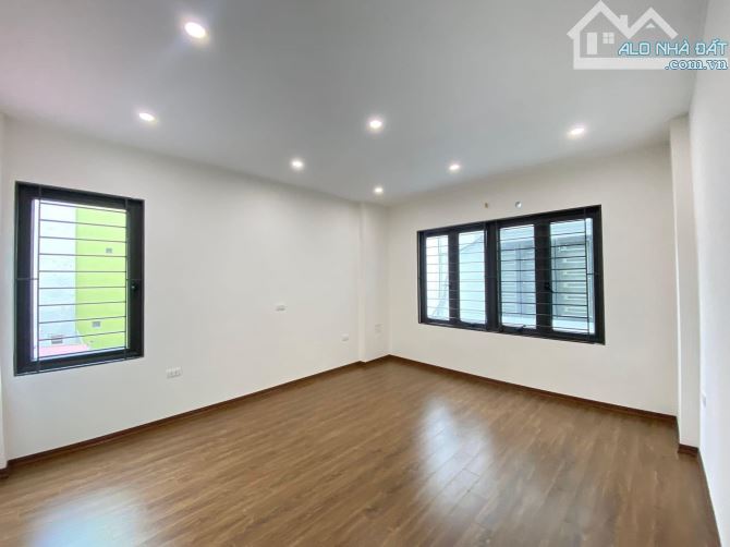 NHÀ ĐẸP PHỐ MINH KHAI – 3 BƯỚC RA PHỐ – 4 TẦNG 30 M2 CHỈ 6.2 TỶ – TRUNG TÂM HAI BÀ TRƯNG - 3