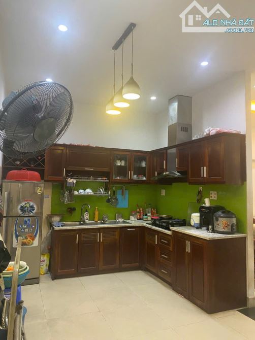 Bán nhà mặt đường 13 Quận 2 cũ TP HCM gần khu chợ nhỏ (85m²) 9 ty3 - 3