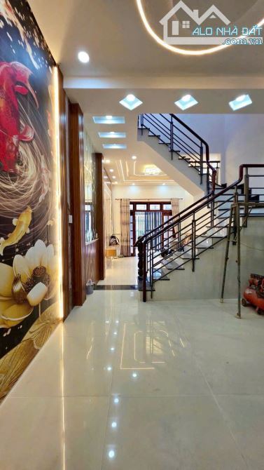 Nhà Bình Tân Chủ Mới Xây Cần Bán Gấp - 4