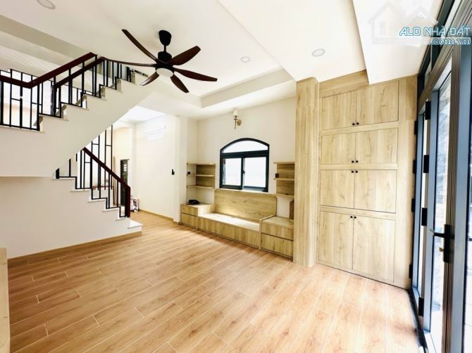 CĂN GÓC 2 MẶT TIỀN CHÍNH VÀ PHỤ HẼM MẶT TIỀN KINH DOANH ĐA NGÀNH NGHỀ KHU MUA BÁN KINH DOA - 4