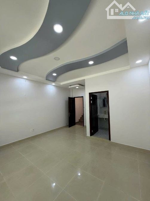 Nhà Mặt tiền Vip Khu Tên Lửa, kế Coopmart Bình Tân, (5m x 20m) 4 tầng, nhỉnh 13 tỷ - 4