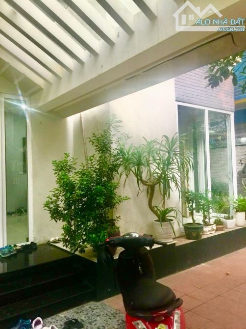 Biệt thự víp 230m2 4 tầng mặt tiền 12,5m khu đô thị Linh Đàm, giá cực tốt - 4
