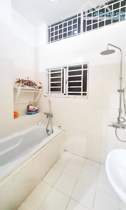NGAY KHU ĐẦM SEN - NGANG BỀ THẾ 5m, NỞ HẬU - 4 TẦNG, 112m2 - BÁN ĐỊNH CƯ 13 TỶ - 4