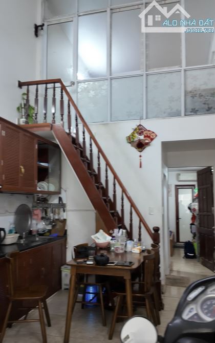 Bán nhà phố Phúc Đồng, 2 Tầng , DT 40m2 , MT 3.5m, Giá 5.55 tỷ , Vị trí đẹp - Ngõ nông - 4