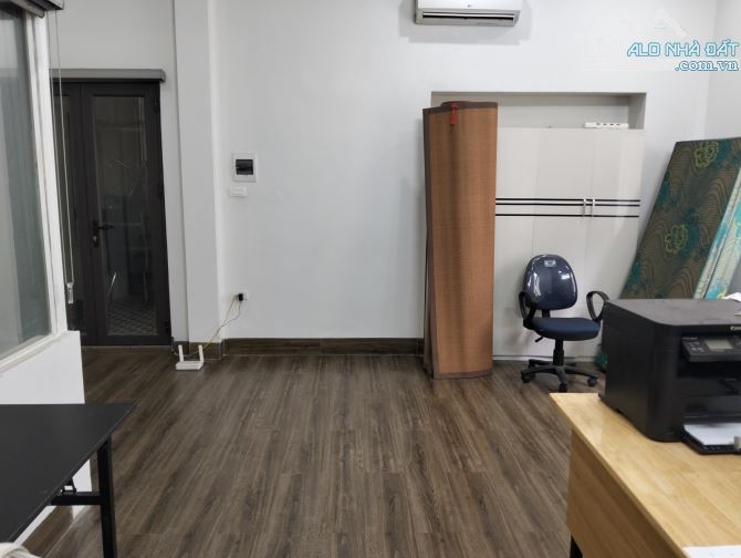 Bùi Xương Trạch – Nhà đẹp có sân cổng riêng – gần ô tô – giá chỉ 9 tỷ – pháp lý chuẩn - 4