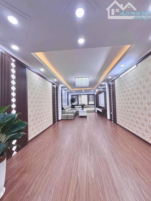 NHÀ 7 TẦNG THANG MÁY - NGÕ Ô TÔ NHỎ - KINH DOANH - 3 MẶT THOÁNG ,  - DT 50m x 7T , Mt 4.5M - 4