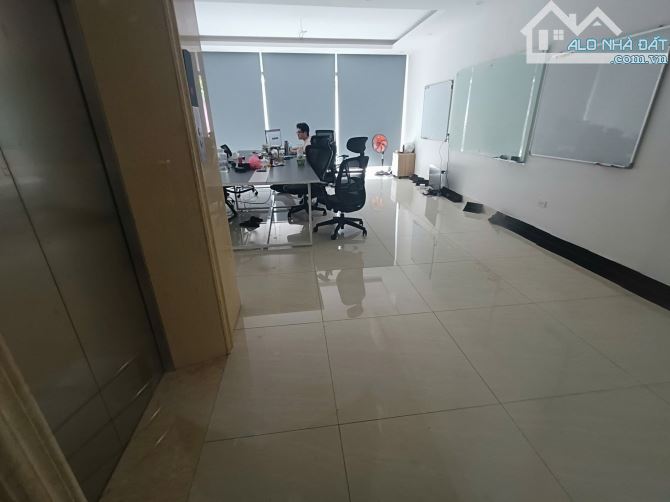 Cho thuê nhà liền kề Nguyễn Tuân, Thanh Xuân 75m2 x 6 tầng, Thông sàn thang máy. Giá 45tr/ - 4