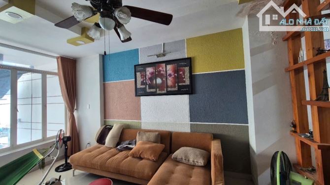 Nhà đẹp 3 tầng 2 mặt tiền hẻm xe hơi, 30m ra Lê Văn Lương Phước Kiển 108m2 (6x18), 6.95 tỷ - 4