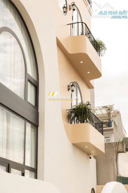 Bán Villa Biệt Thự Đà Lạt Đường Trần Anh Tông,p8,p Lâm Viên,DT: 141m², 7PN,Thuê 7tr/ngày - 5