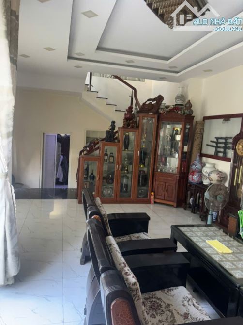NHÀ 3 TẦNG LÔ GÓC VỊ TRÍ VIP MẶT TIỀN NGUYỄN ĐÌNH TỨ DT 82M2 NGANG 5.3M CHỈ 6.6 TỶ - 5