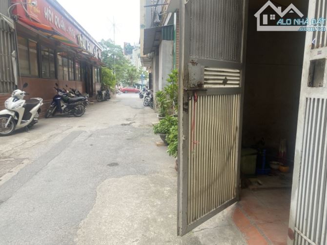 Ô TÔ VÀO NHÀ – 2 MẶT NGÕ – VÀI BƯỚC RA PHỐ – HOÀNG QUỐC VIỆT – 55m² – 18 TỶ - 5